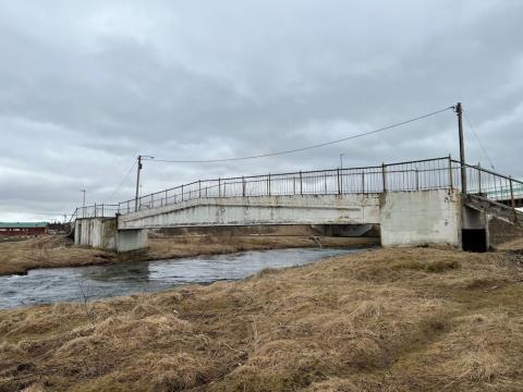 A bridge over the river.