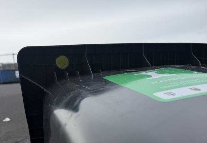 Microchip on a waste bin