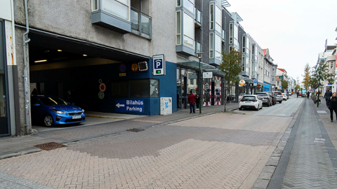 Stjörnuport Parking Garage
