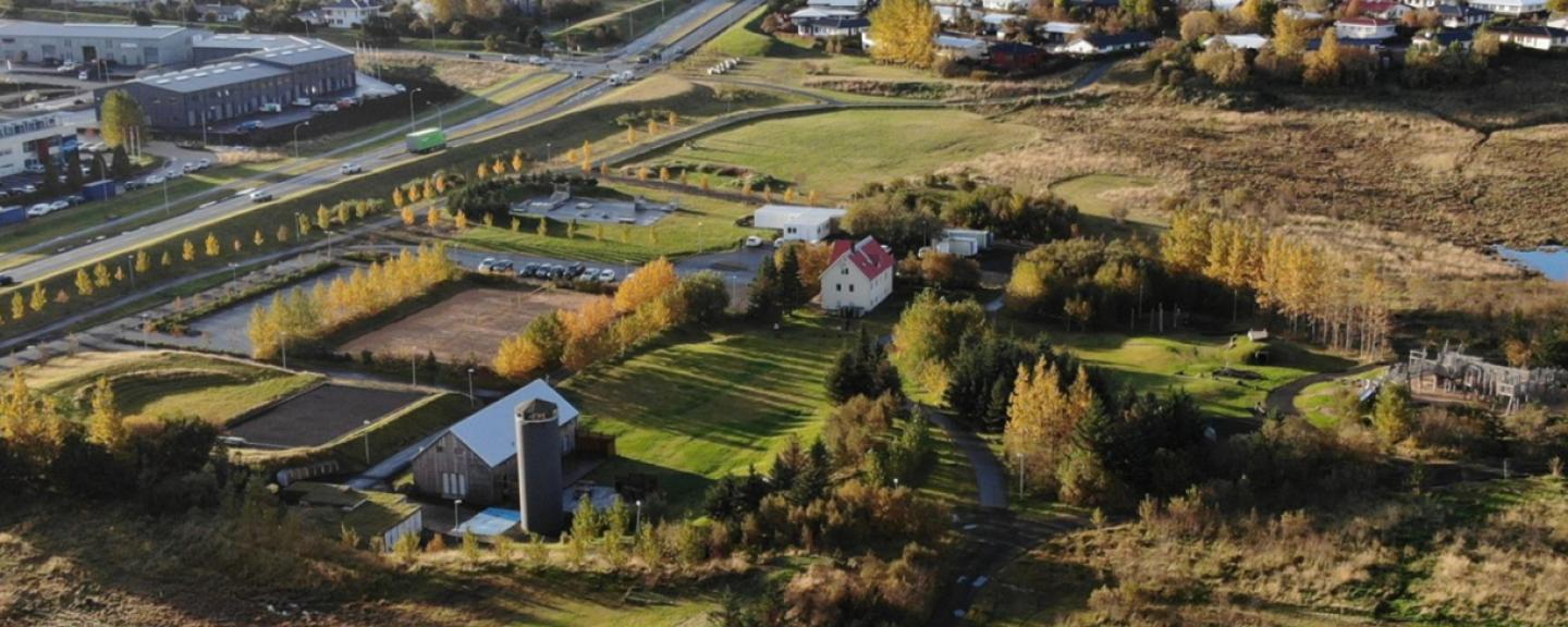 Aerial view of the outdoor recreation area at Gufunes.